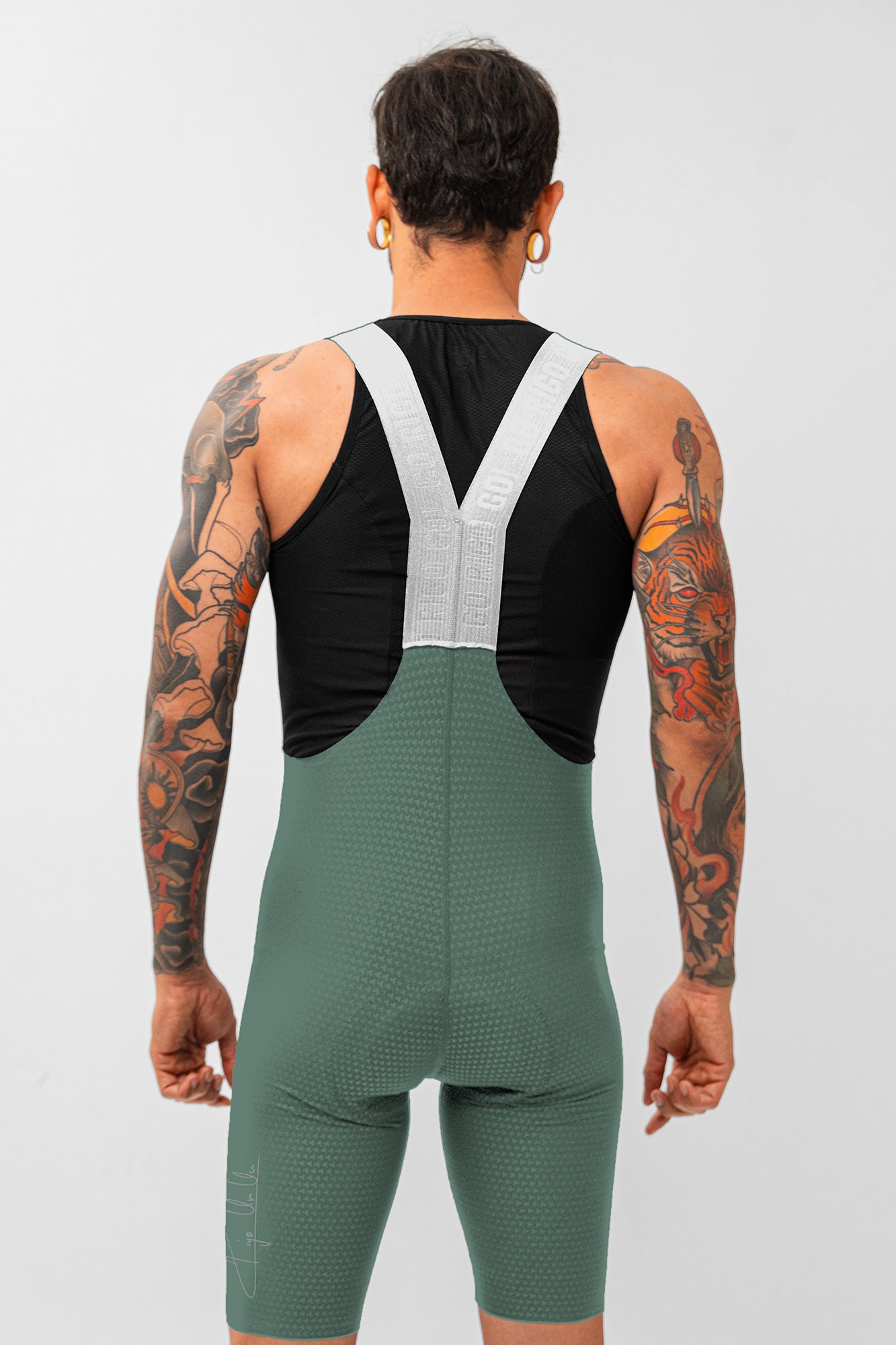 Pantaloneta de Ciclismo Sin Costuras KM200 Gofrada Salvia - PANTALONETA KM 200 - GO RIGO GO!