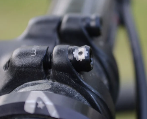 TORNILLO PRO-COMPONENTS KIT POTENCIA AVELLANADO NEGRO (6808771002454)